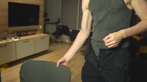 OLIVERpvt is open online show from January 6, 1:08 pm