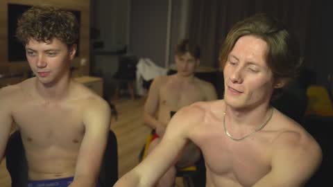 OLIVERpvt is open online show from January 12, 3:46 pm