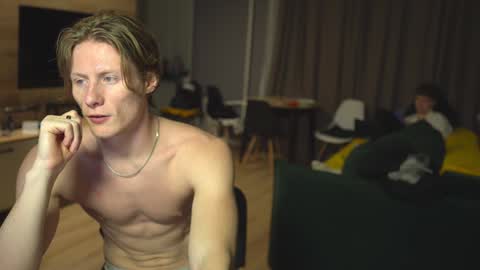 OLIVERpvt is open online show from January 20, 1:00 pm
