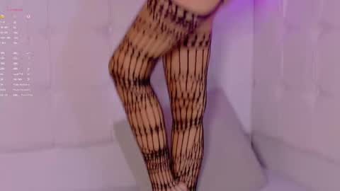 Snapshot of _spectra chatting on February 21, 1:12 pm Spectra horn online show from February 21, 1:12 pm