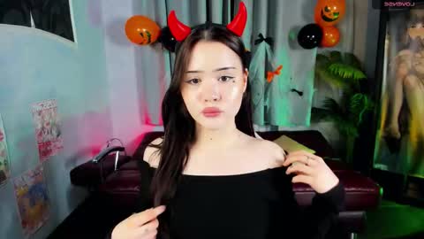 Brittany online show from October 25, 12:51 am