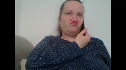 Melisa online show from December 17, 7:29 am