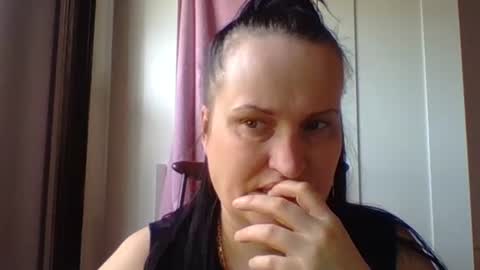 Melisa online show from February 20, 11:20 am