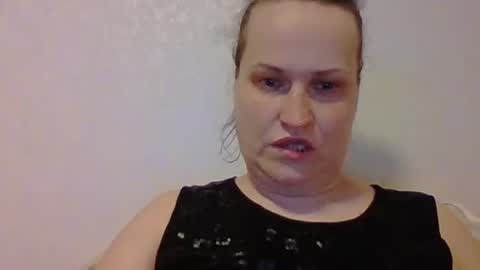 Melisa online show from March 4, 8:05 pm