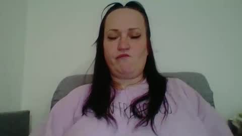 Snapshot of _squirty_pussyyy_ chatting on October 2, 4:30 am Melisa online show from October 2, 4:30 am