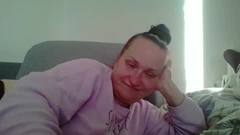 Snapshot of _squirty_pussyyy_ chatting on October 8, 1:53 pm Melisa online show from October 8, 1:53 pm