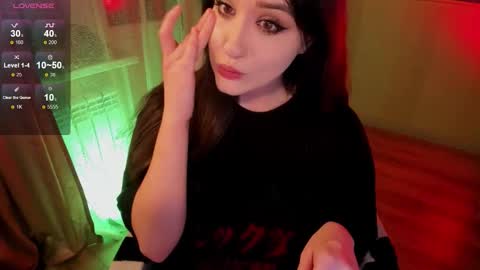 Snapshot of _sserendipityy_ chatting on March 15, 8:15 pm _sserendipityy_ online show from March 15, 8:15 pm