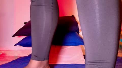 susy online show from October 17, 11:57 am