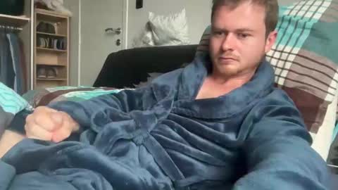 _stevie___ online show from October 4, 8:56 am