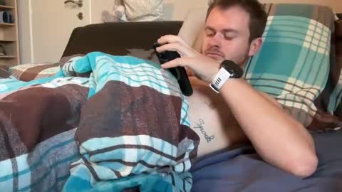 _stevie___ online show from October 12, 12:37 pm