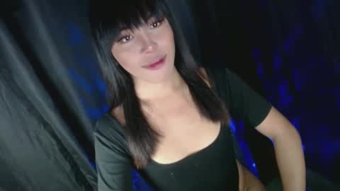 Eilachloe online show from December 13, 9:46 am