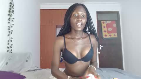 Snapshot of _sweejewel chatting on December 14, 10:53 am _sweejewel online show from December 14, 10:53 am