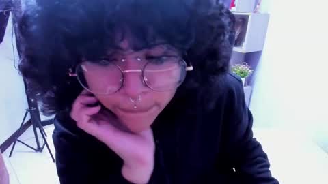 Kuromi online show from December 17, 3:56 am