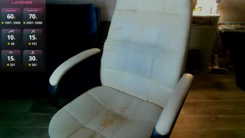 Snapshot of _sweet_ruby_ chatting on October 17, 3:58 pm Milana welcome to my world online show from October 17, 3:58 pm