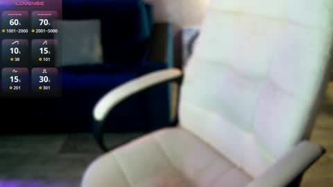 Snapshot of _sweet_ruby_ chatting on October 21, 6:14 am Milana welcome to my world online show from October 21, 6:14 am