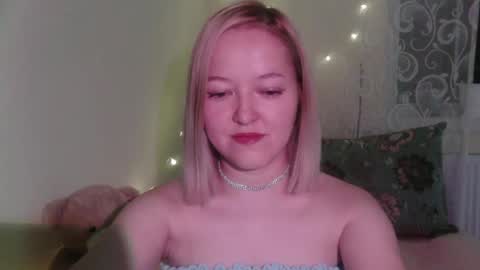 _sweet_smile_ online show from September 29, 9:08 pm