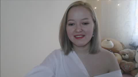 _sweet_smile_ online show from November 6, 8:15 am