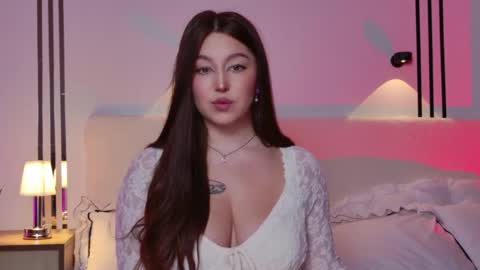 _tessa_may_ online show from December 1, 9:42 pm