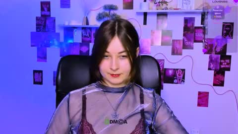 _tessa_moon online show from March 18, 8:01 pm