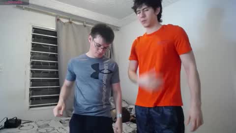 Scot y Patrick online show from November 4, 12:10 am