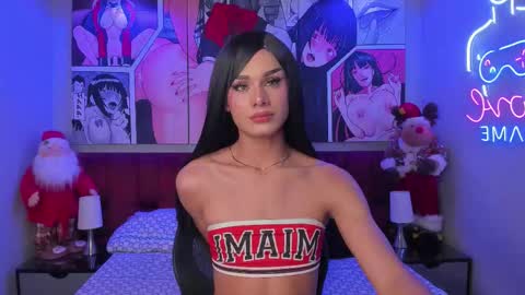 Snapshot of _tiffany_collins chatting on December 18, 5:24 am tiffany online show from December 18, 5:24 am