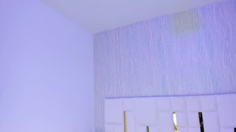 Snapshot of _tinyrousse_ chatting on October 13, 7:03 pm Rousse online show from October 13, 7:03 pm