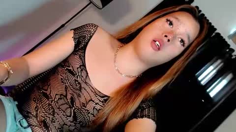 Iam Alex online show from December 22, 6:32 am