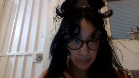 _tutti_frutti_ online show from January 22, 5:05 am