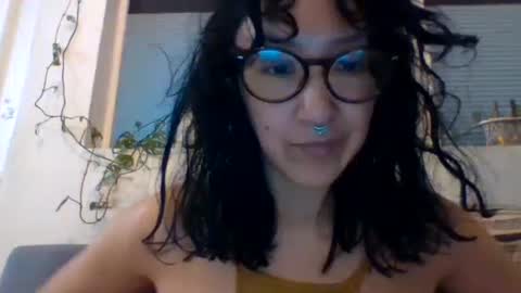 _tutti_frutti_ online show from February 3, 3:31 am