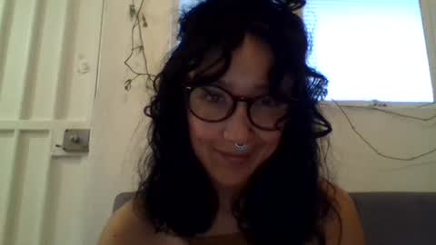 _tutti_frutti_ online show from February 12, 12:05 am