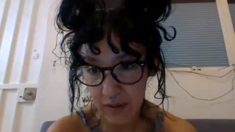 _tutti_frutti_ online show from February 18, 4:48 am