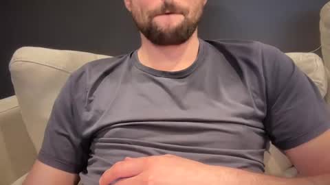 Snapshot of _ur_happy_meal chatting on February 24, 3:02 am DJ online show from February 24, 3:02 am