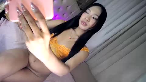 MS. apple online show from December 19, 4:46 pm