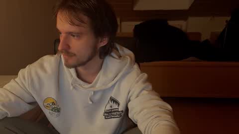 Snapshot of _v_l_a_d_ chatting on February 13, 5:03 am Vlad online show from February 13, 5:03 am