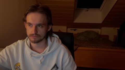 Snapshot of _v_l_a_d_ chatting on March 20, 7:30 pm Vlad online show from March 20, 7:30 pm