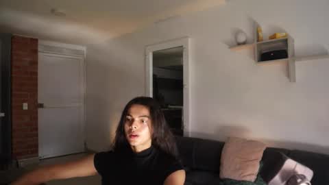 Snapshot of _vahos chatting on October 5, 5:11 pm Anastasia Vahos online show from October 5, 5:11 pm