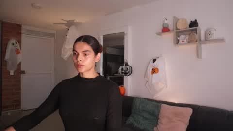 Snapshot of _vahos chatting on October 27, 6:56 pm Anastasia Vahos online show from October 27, 6:56 pm