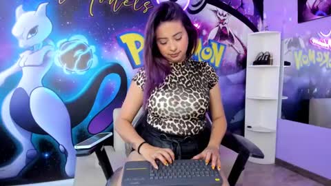 _valeryboobs_ online show from January 17, 2:07 pm