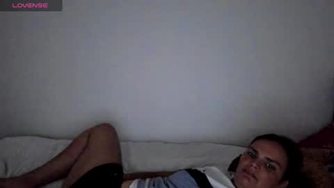 _valy_meghan_ online show from December 6, 4:38 pm