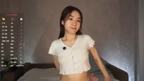 Snapshot of _vi_vi_ chatting on April 24, 5:26 pm Viola online show from April 24, 5:26 pm