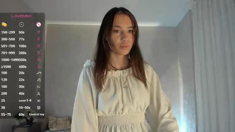 Snapshot of _vi_vi_ chatting on June 3, 6:57 pm Viola online show from June 3, 6:57 pm