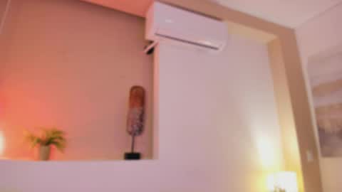 Snapshot of _victoria_lee chatting on April 25, 12:30 pm Victoria online show from April 25, 12:30 pm