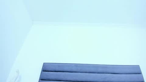 _violet_moon1 online show from February 6, 9:38 pm