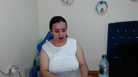 Victoria online show from December 24, 4:55 am