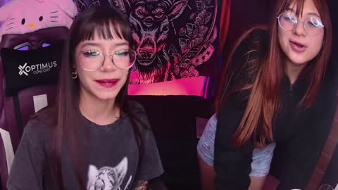 Snapshot of _vix555_ chatting on January 17, 5:53 am Vix online show from January 17, 5:53 am