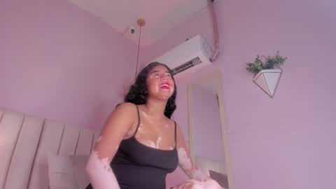 _wendy_x online show from March 14, 11:37 am