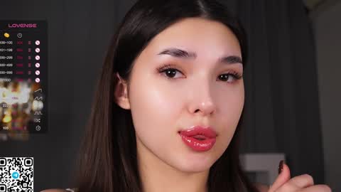 Anna online show from February 7, 5:18 pm