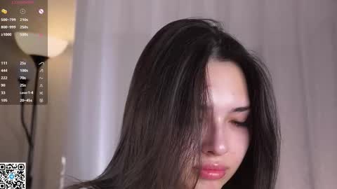 Anna online show from October 25, 7:08 pm