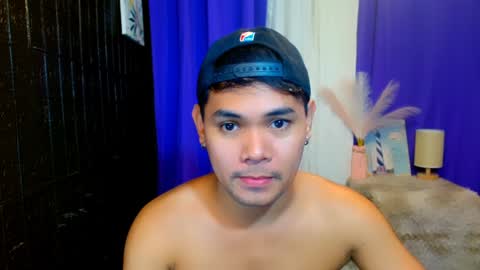 Snapshot of _xxcocksucker chatting on December 28, 11:52 am _xxcocksucker online show from December 28, 11:52 am