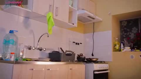 Macca and Ana online show from December 30, 5:26 am